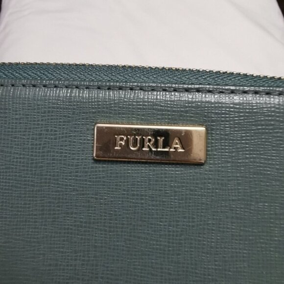 Furla Genuine Leather Zippy Long Wallet Cardholders - Picture 6 of 12